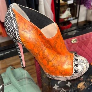 Stylish Versace  Orange Patterned Women's Heels